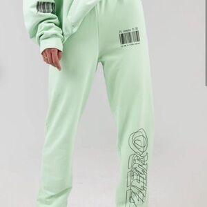Mayfair Group IT COSTS $0 TO BE A NICE PERSON Sweatpants in Seafoam Green
